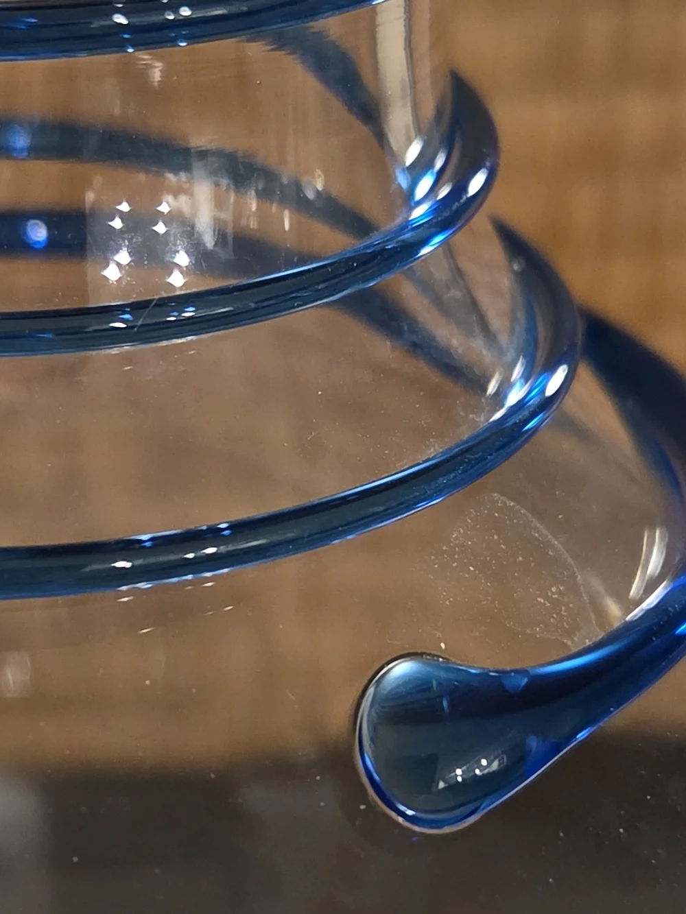 Vintage Handmade Art Glass Clear & Blue Spiral Coil Vase 7